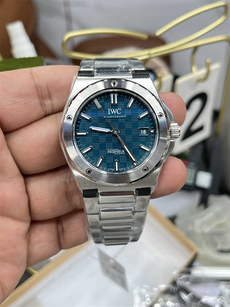 IWC Ingenieur Replica Blue Dial Watch – 40mm V7 Factory Automatic